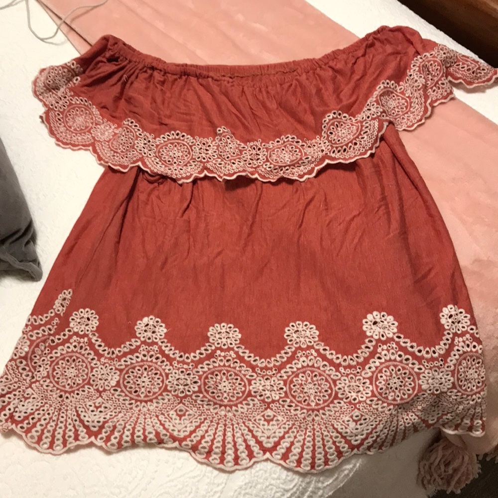 Off the should salmon pink top